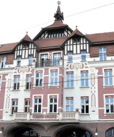 Nowy Theatre