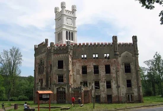 Cesky Rudolec - castle, inn and brewery