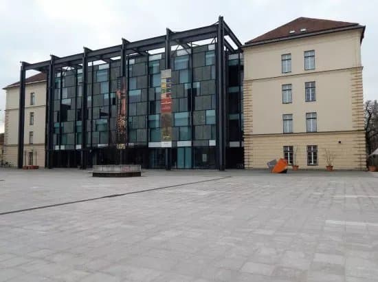 Slovenski Etnografski Muzej