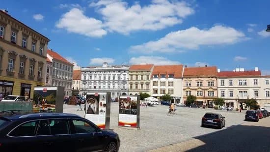 Upper Square