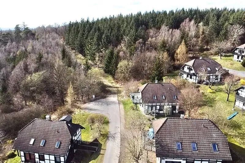 *Oasis of peace with a view of the valley, with forest access to the Kellerwald
