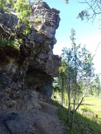 Uugu Bluff