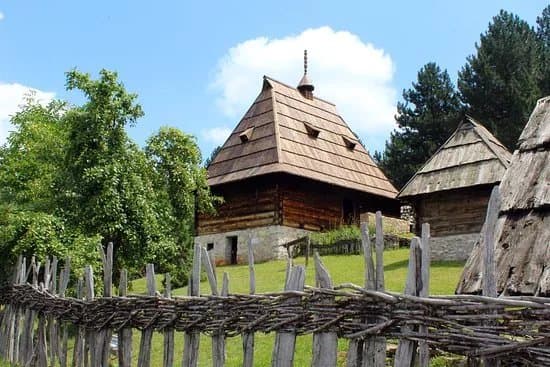Sirogojno
