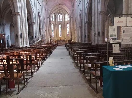 Eglise Sainte Claire en Forez