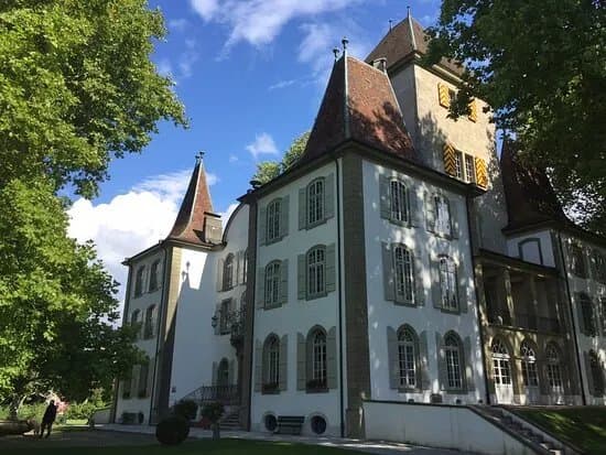Jegenstorf Castle
