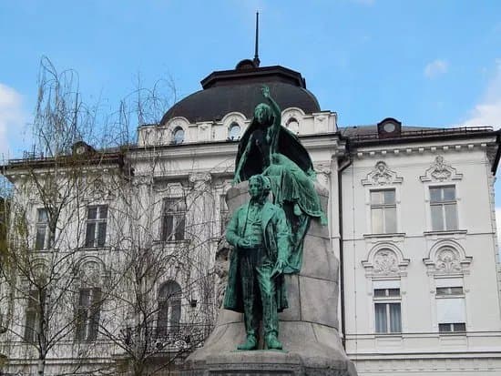 Ljubljana Central Pharmacy Building