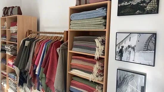 Merino Wool Blankets & Scarves Shop Store GRAZALEMA