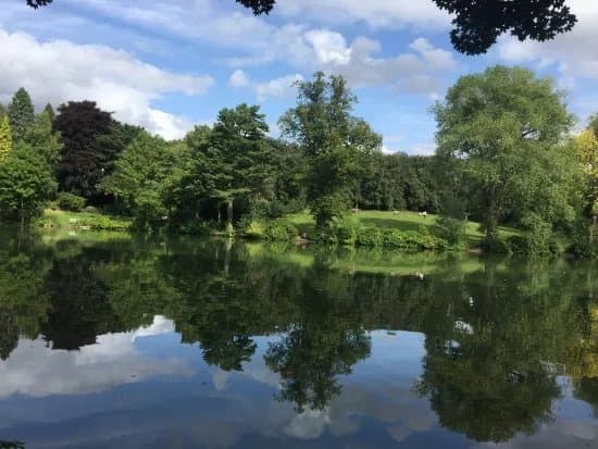 Moseley Park and Pool