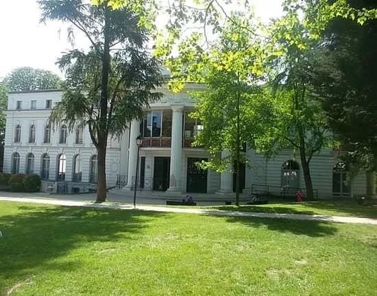 Musee des Avelines