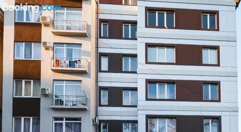 Cozy Apartments On Main Boulevard