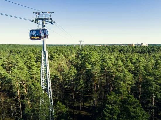 Lynu Lelias Cable Car
