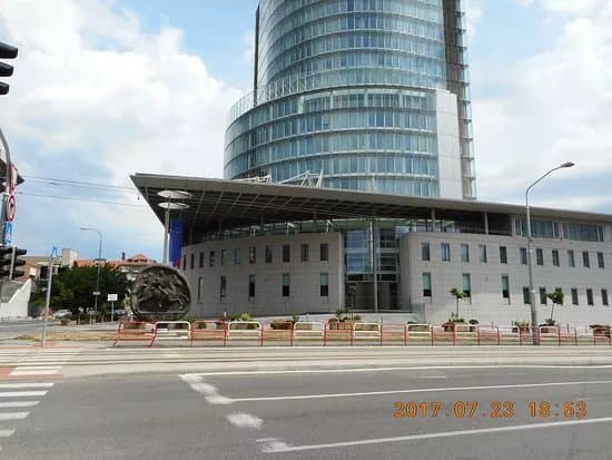 Monument to The Coin Biatec