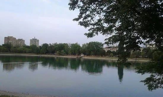 Strkovecke Lake