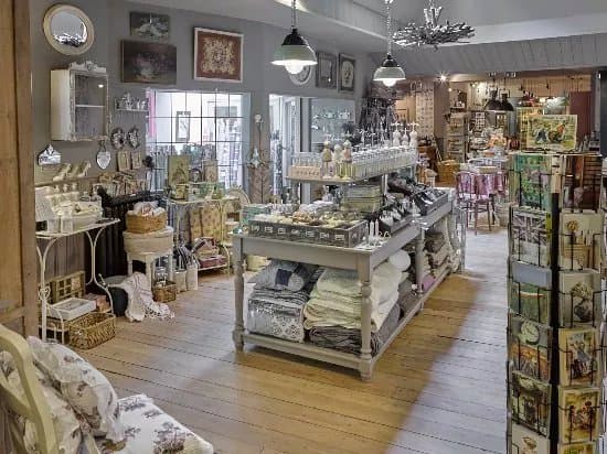 Ark Van Zarren shop