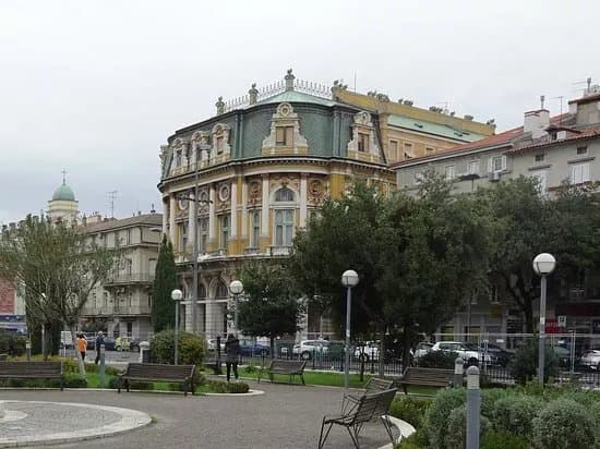 The Modello Palace