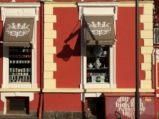 Gourmet House Gift Shop