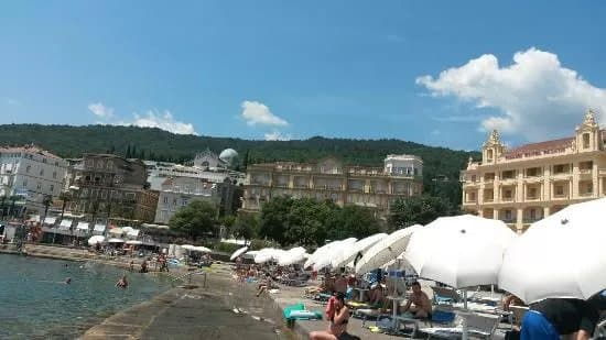 Slatina Beach