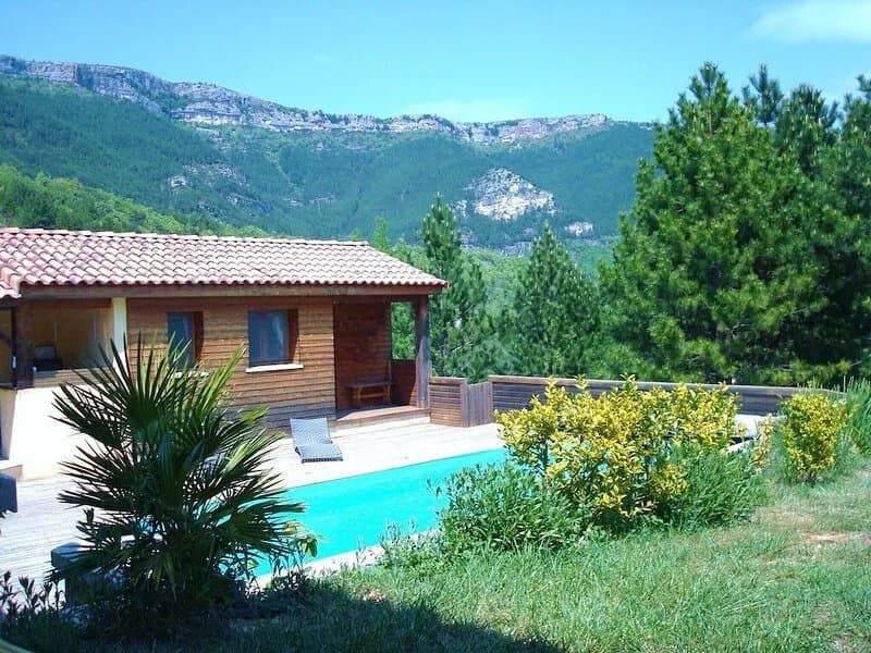 Nice, comfortable house with private pool reserved