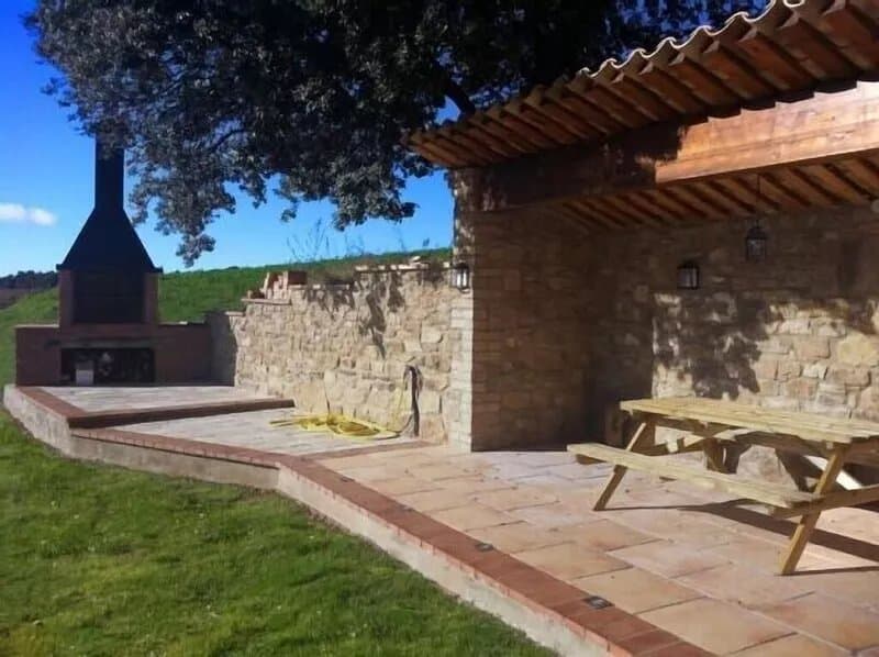 Masia La Coromina country house for 10 people perfect (full rental)