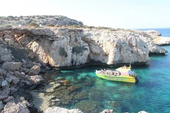 Sirena One - Safari Cruises
