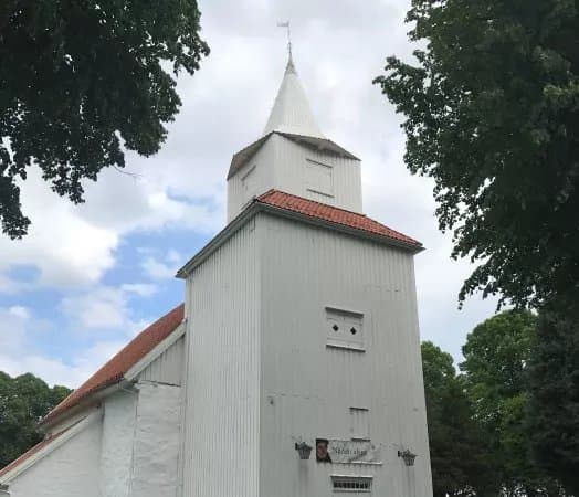 Fjaere Kirke