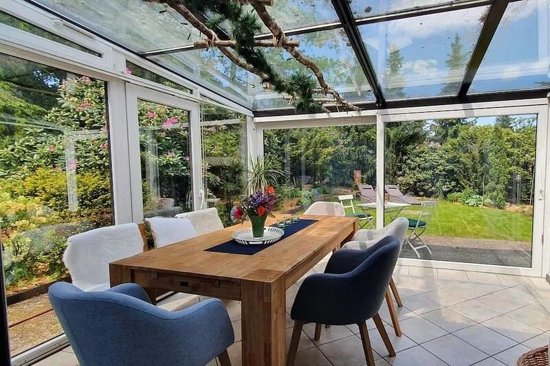 A feel-good house in the fairytale forest