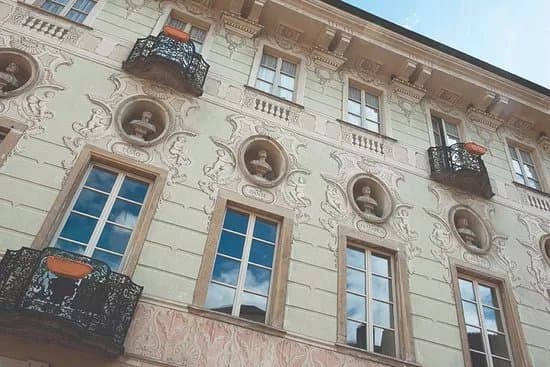 Palazzo della Societa Bancaria Ticinese
