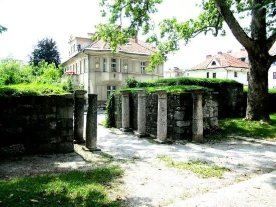 Roman Wall