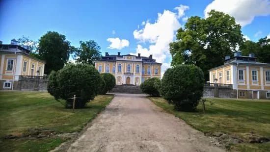 Steninge Castle
