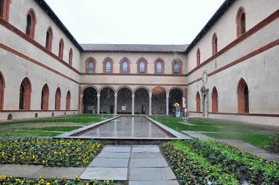 Civico Museo Archeologico Sezioni Preistorica ed Egizia