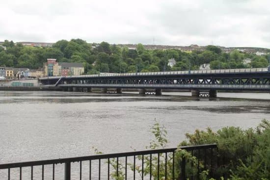 Craigavon Bridge