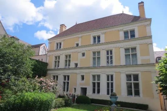 Musee Jean de la Fontaine