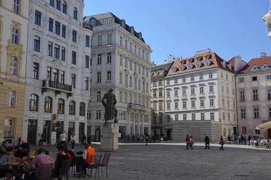 Lessing-Denkmal