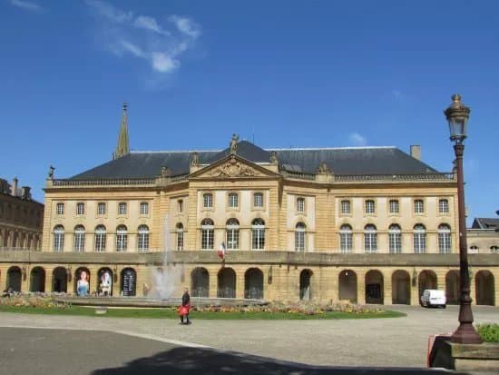 Place de la Comedie