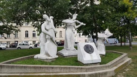 Antonio Vivaldi Monument