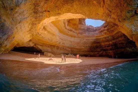 ALGARVE BEAUTIES
