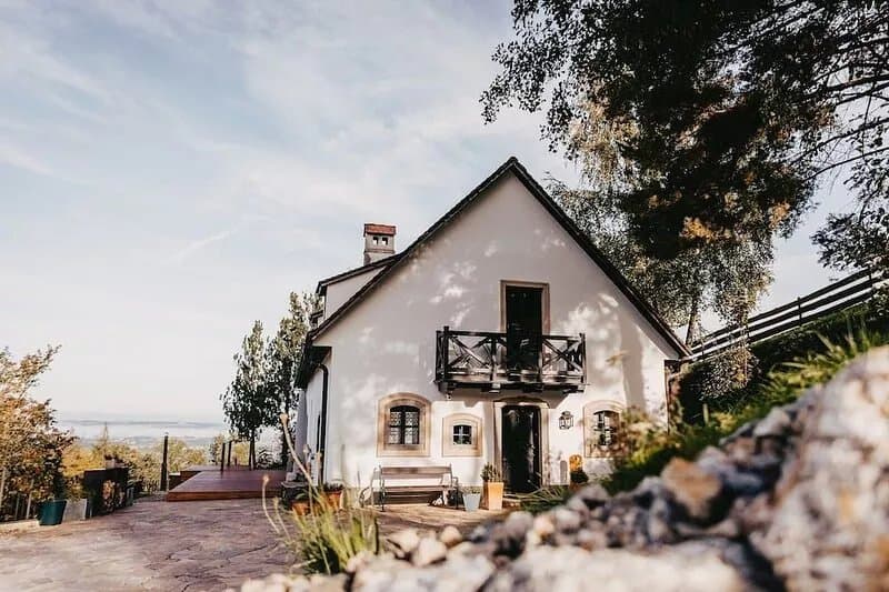 Holiday home Waldjuwel Mostviertel - Hideaway in a country chalet