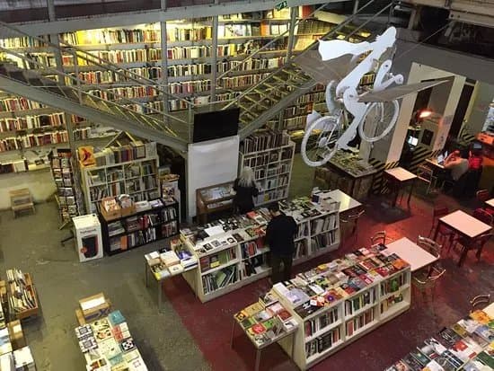 Livraria Ler Devagar