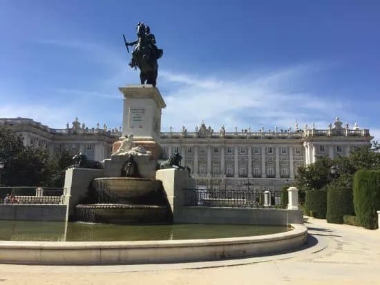 Plaza de Oriente