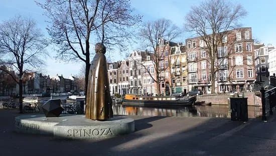 Spinoza Monument
