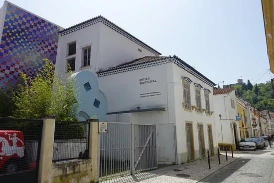 Museu Municipal - Nucleo de Arte Contemporanea