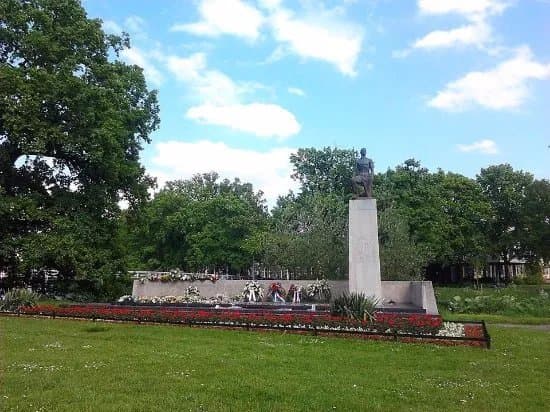 War Monument