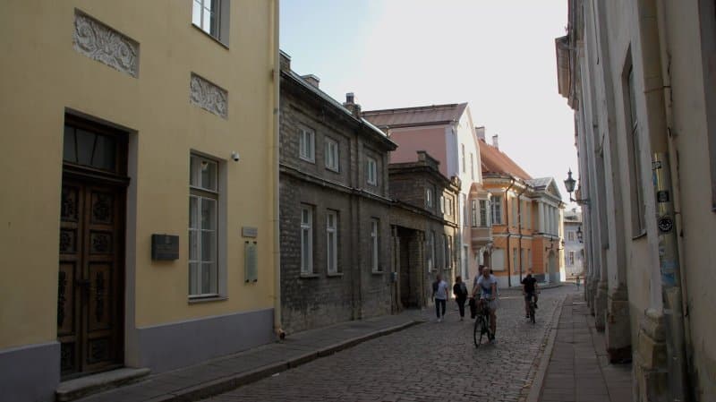 Kohtu Tanav