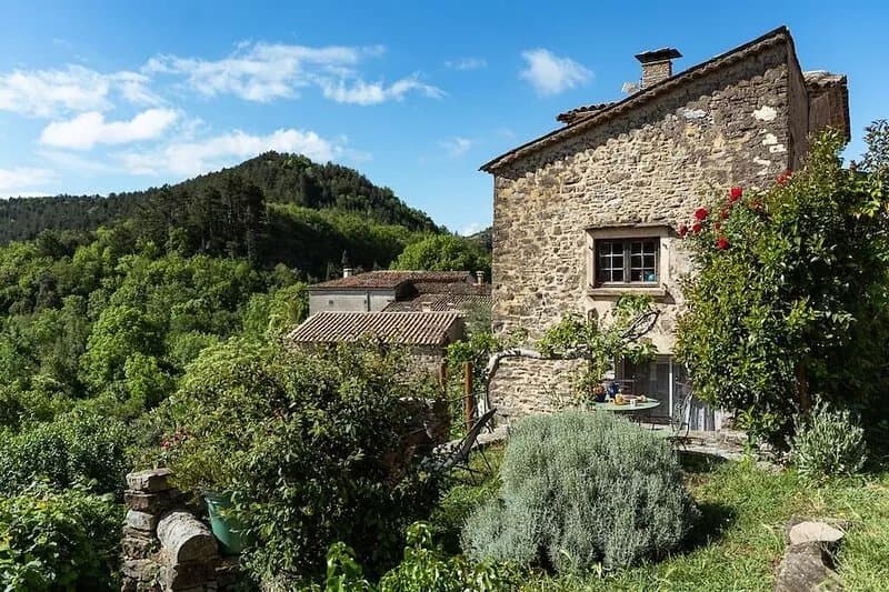 Cottage on the Cevennes foothills with exceptional views