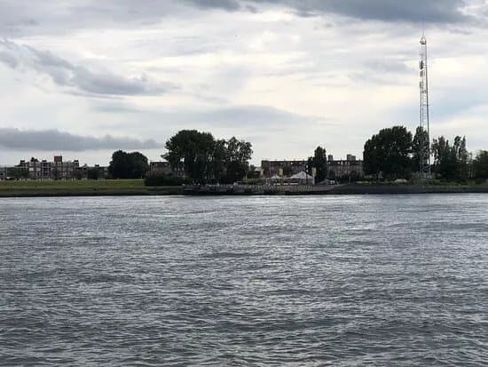 Landtong Rozenburg