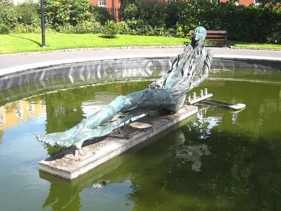Anna Livia Millennium Fountain