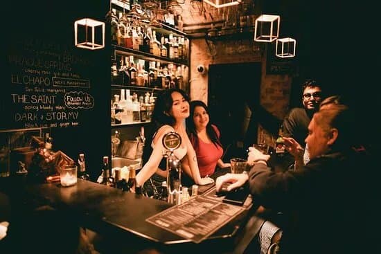 Kontakt Bar