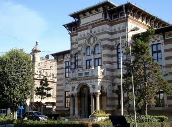 Folk Art Museum (Muzeul de Arta Populara)