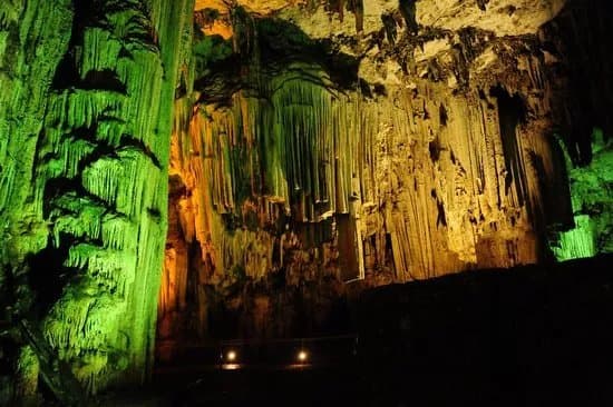 Melidoni Cave