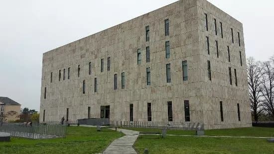 The Saxon State and University Library